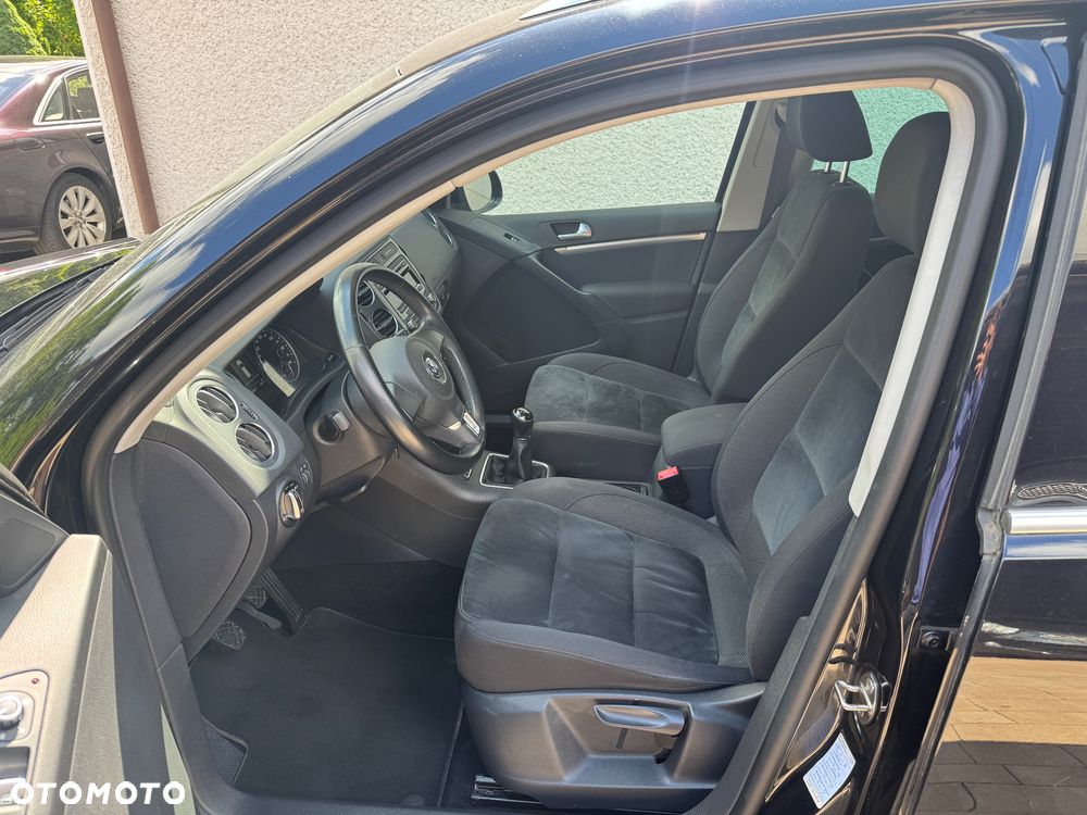 Volkswagen Tiguan - 9