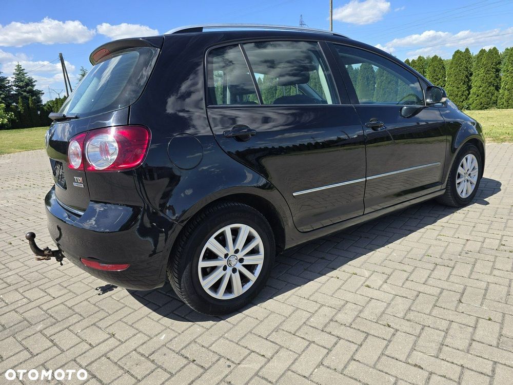 Volkswagen Golf Plus - 9