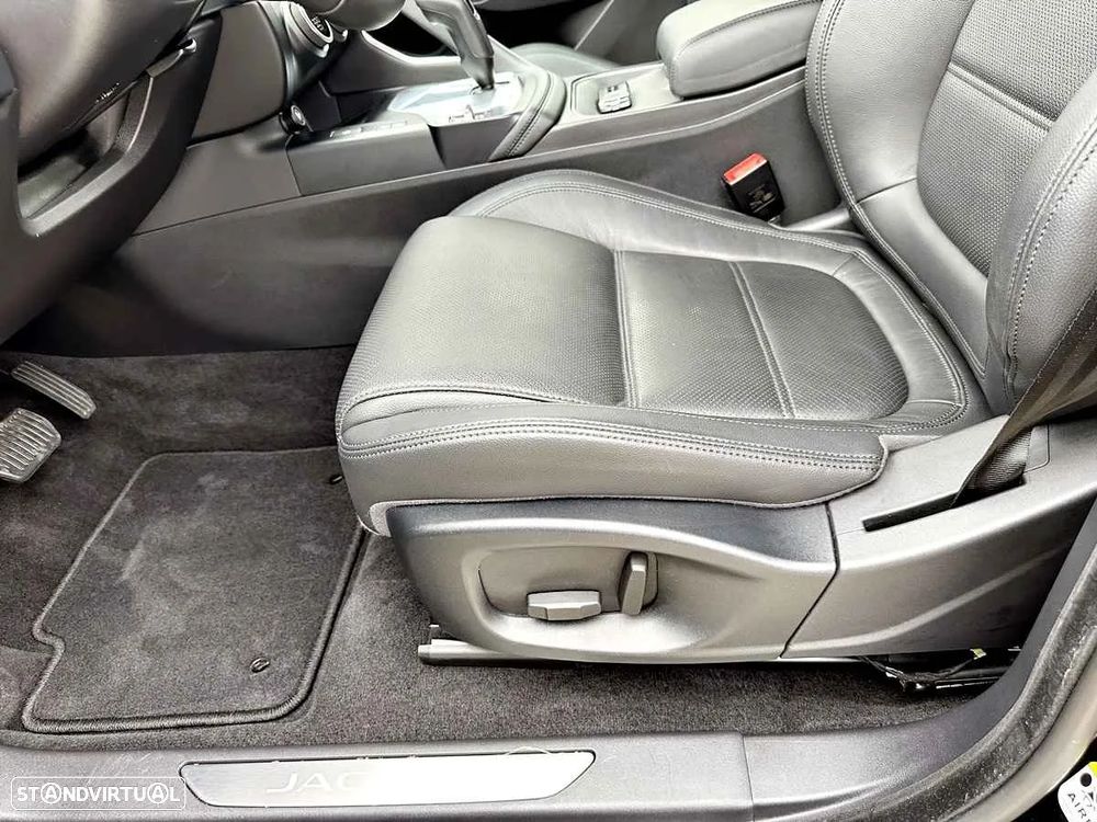Jaguar E-Pace 2.0 i4D AWD Aut. - 22