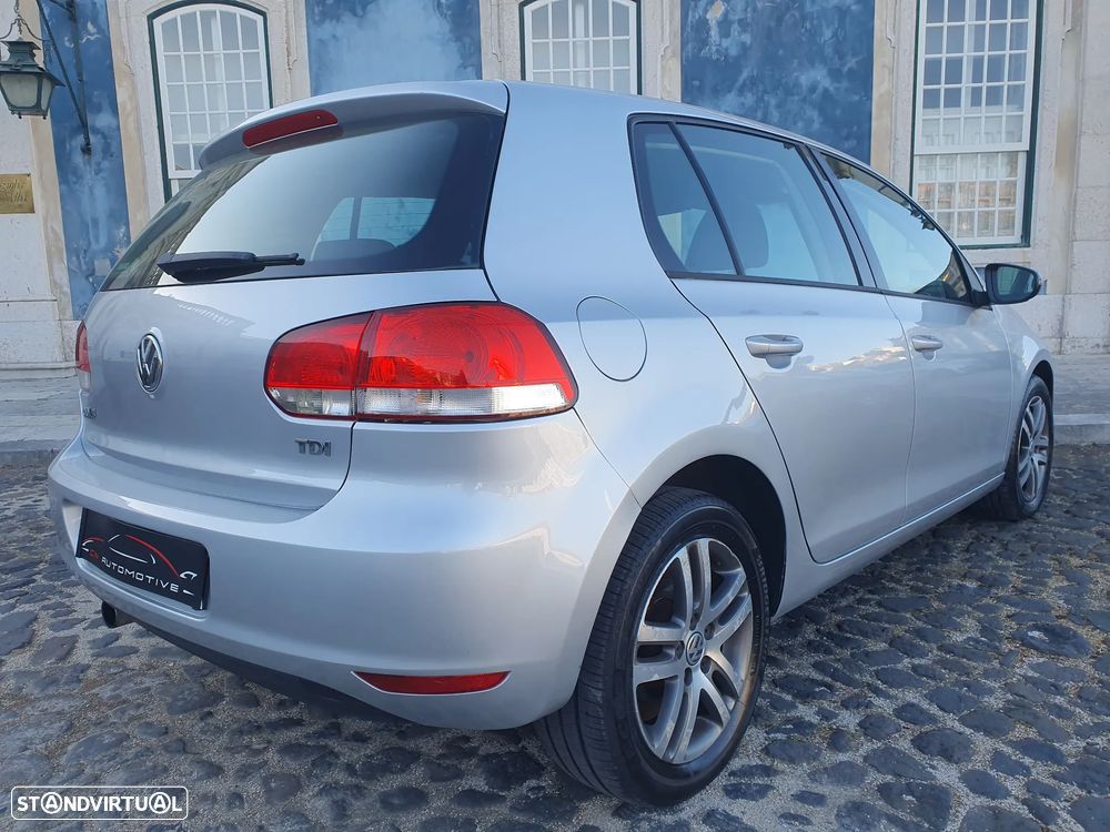 VW Golf 1.6 TDi Confortline - 6