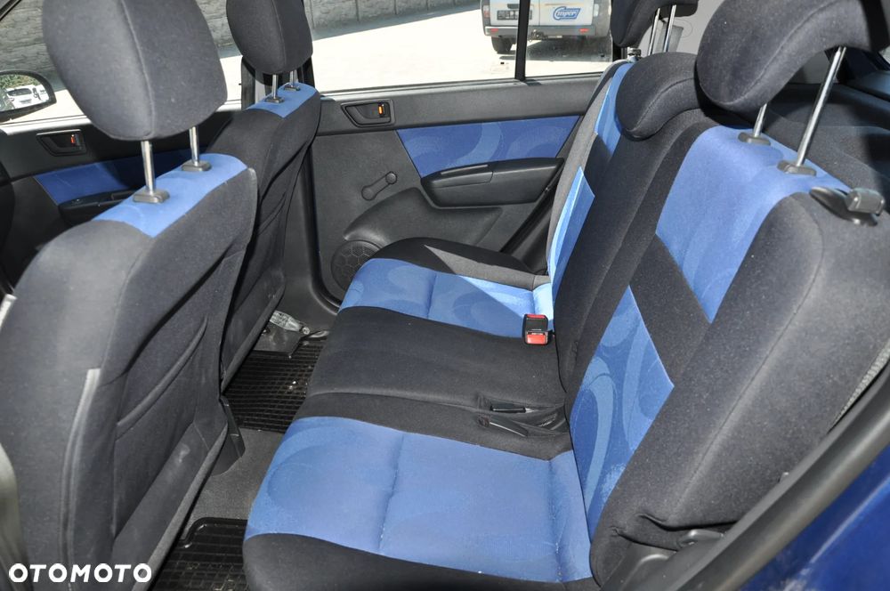 Hyundai Getz 1.1 Team 08 - 13