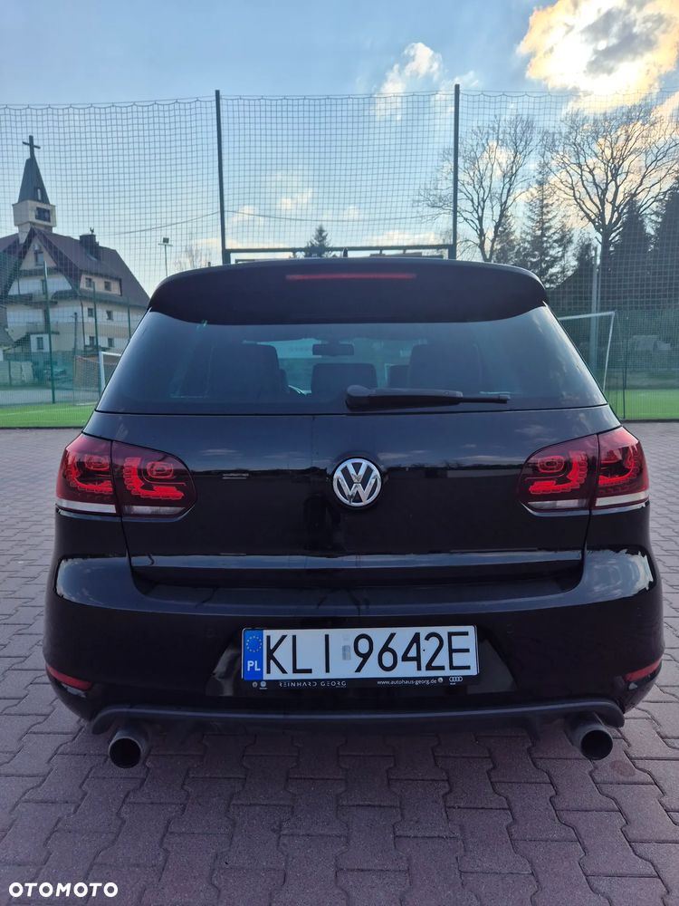 Volkswagen Golf 2.0 TSI GTI - 12