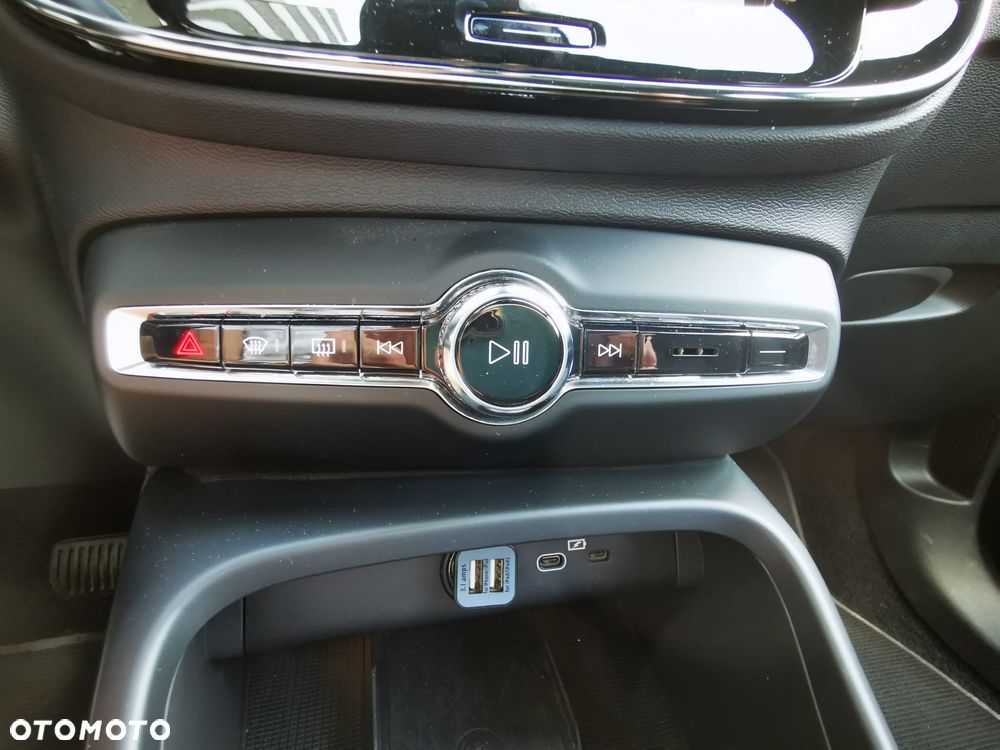 Volvo XC 40 82kWh Recharge Twin AWD Ultimate - 10