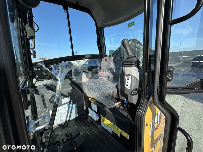 Caterpillar 301.8 GWARANCJA FABRYCZNA 3 LATA - 29