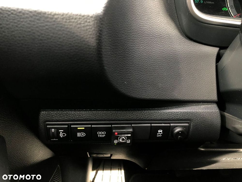 Toyota Corolla 1.8 Hybrid Style - 32