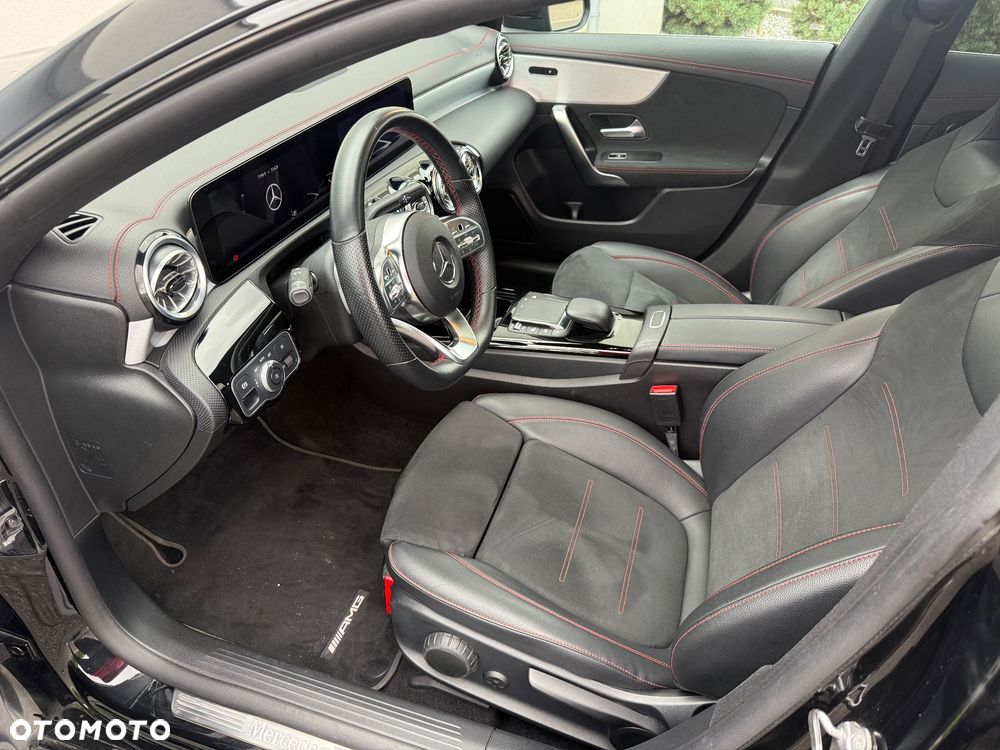 Mercedes-Benz CLA 200 AMG Line 7G-DCT - 9