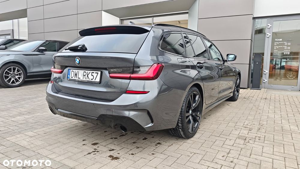 BMW Seria 3 320d xDrive Edition M Sport Shadow - 7