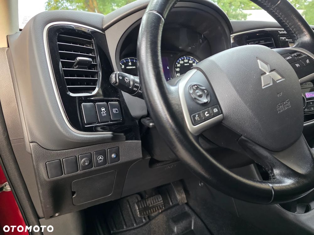Mitsubishi Outlander 2.0 Intense + CVT - 10