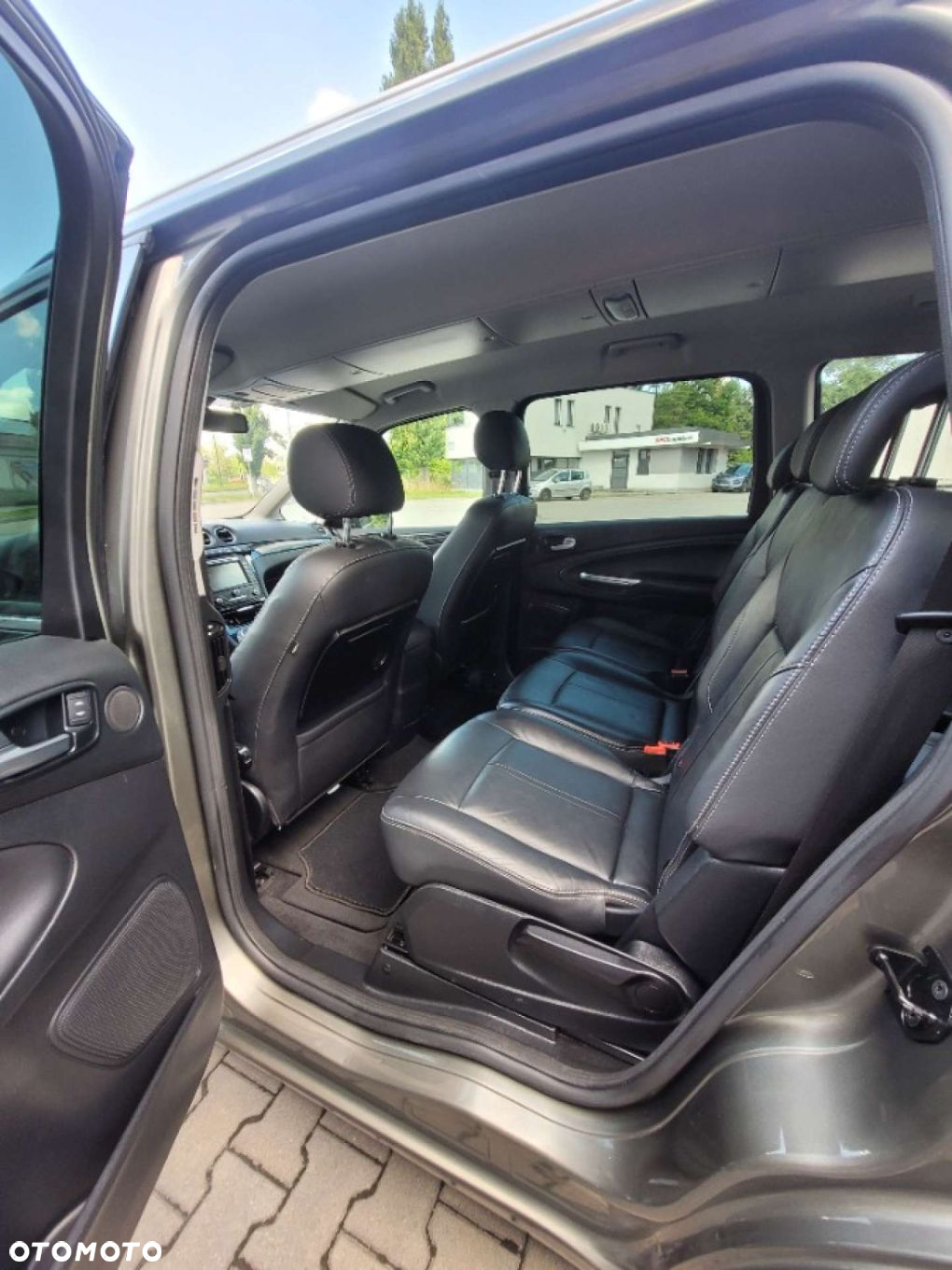 Ford Galaxy - 14