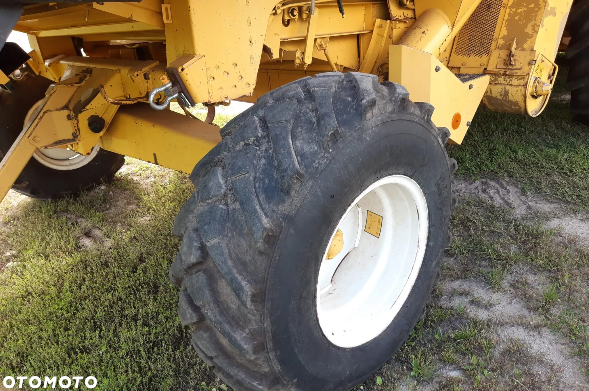 New Holland TF78 - 8