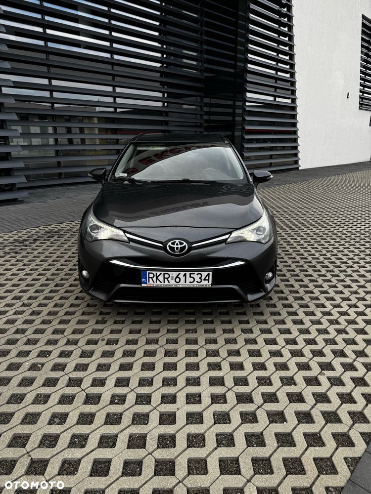 Toyota Avensis - 3