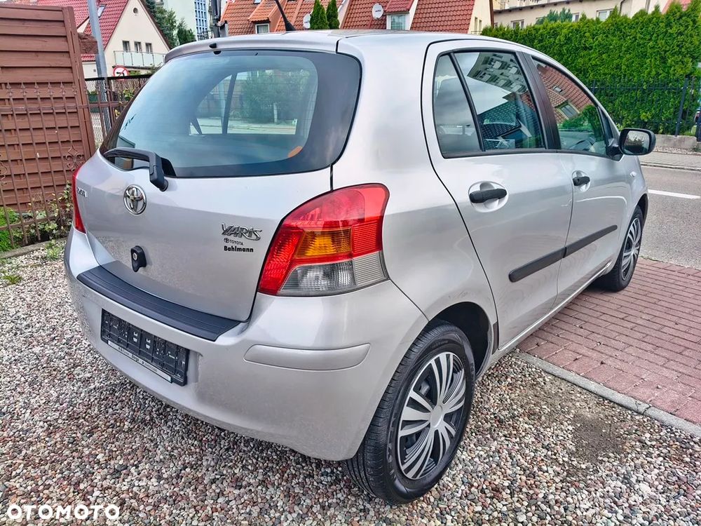 Toyota Yaris 1.33 VVT-i Life - 12