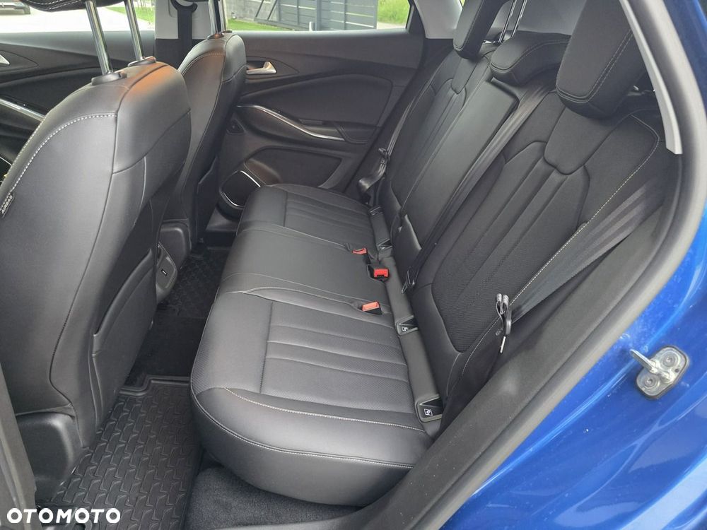 Opel Grandland X - 32