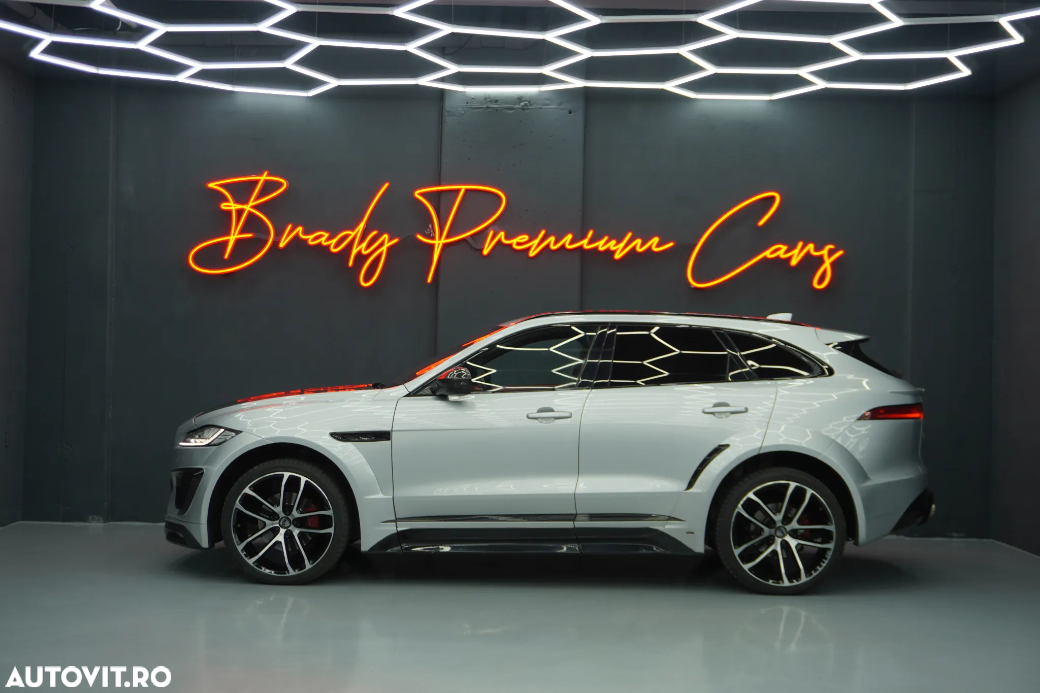 Jaguar F-Pace - 2