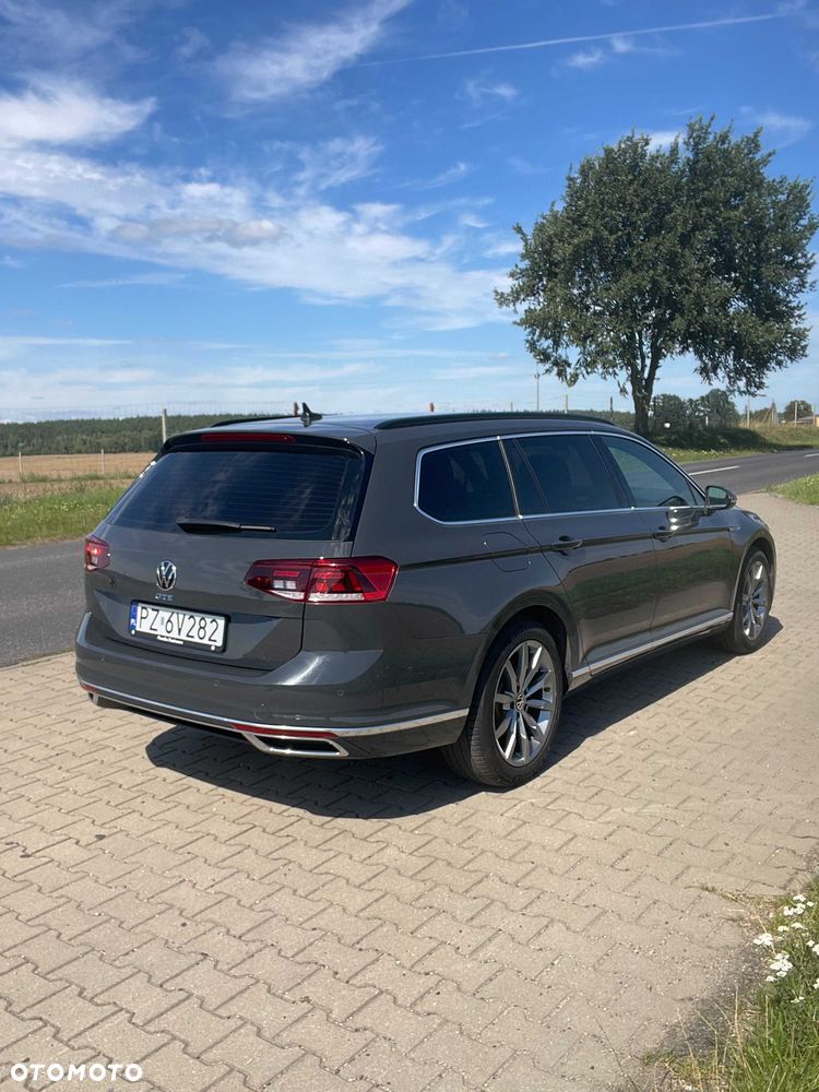 Volkswagen Passat - 3