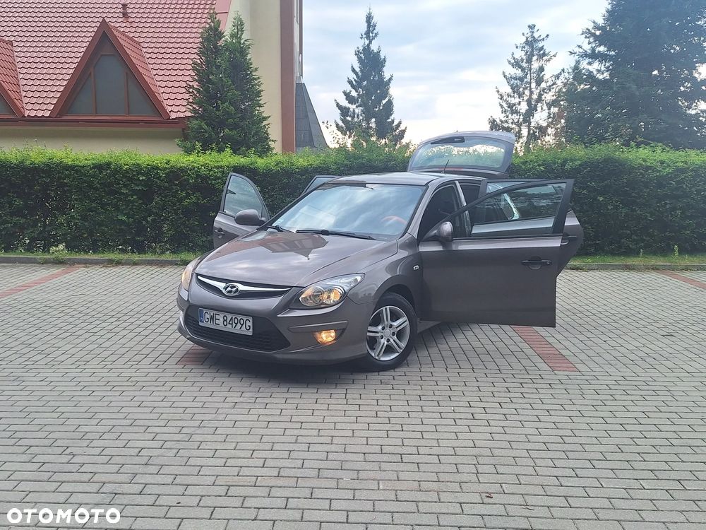 Hyundai I30 2011 photo 5