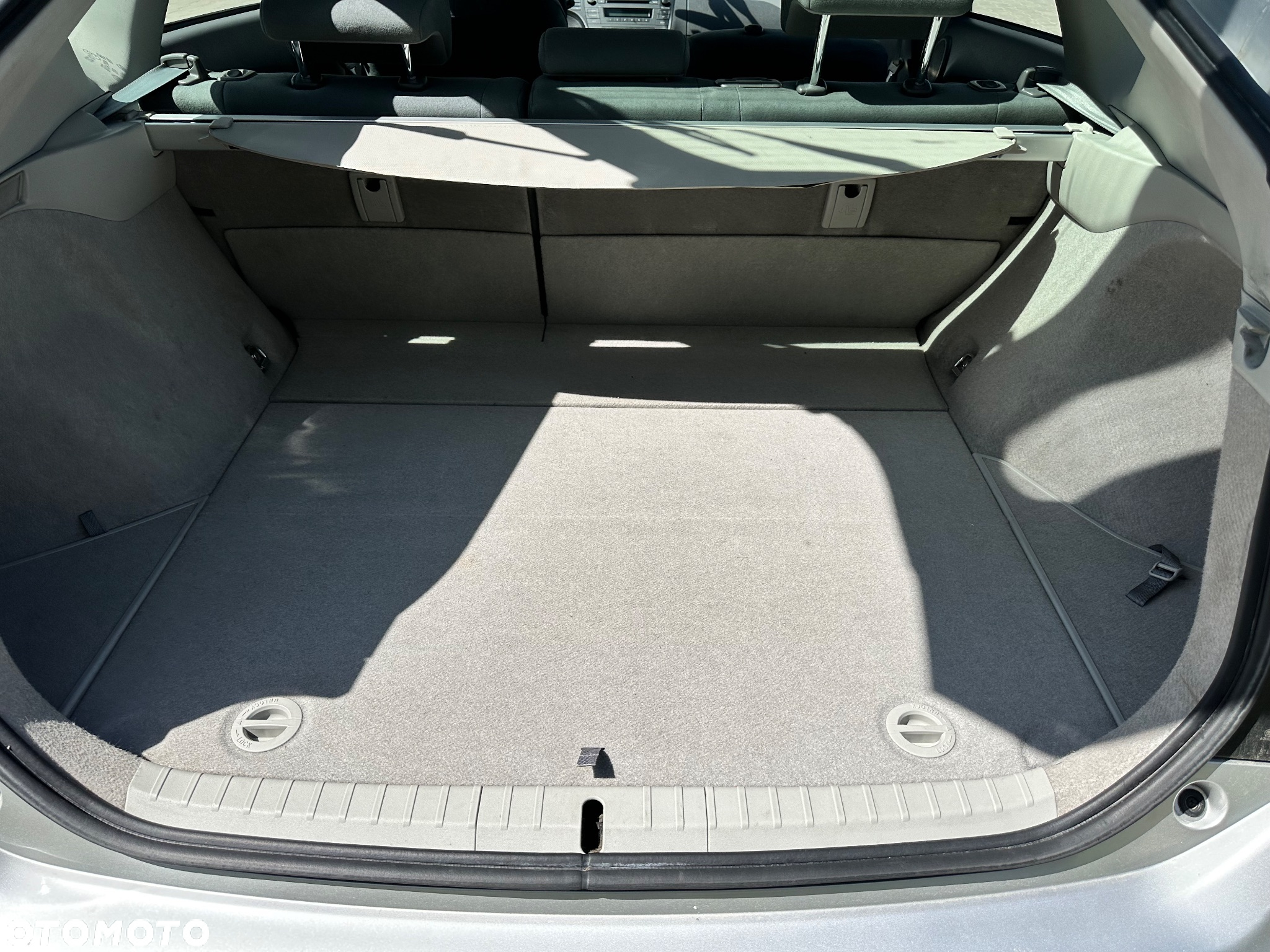 Toyota Prius (Hybrid) Comfort - 20