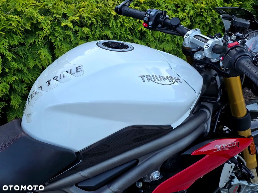 Triumph Speed Triple - 15