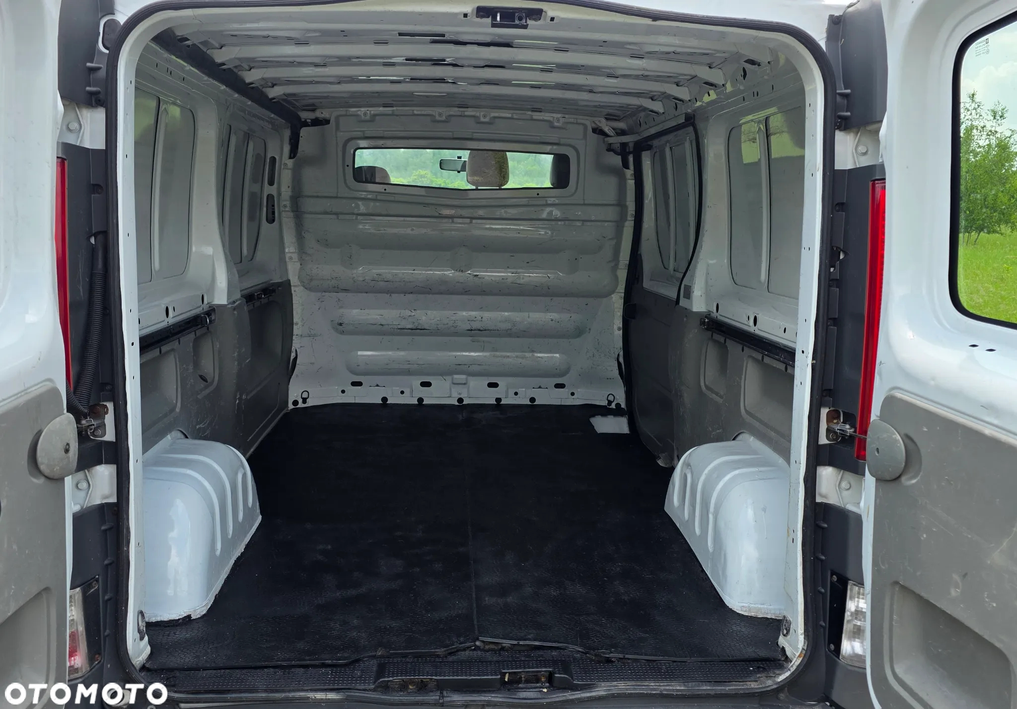 Renault TRAFIC - 6