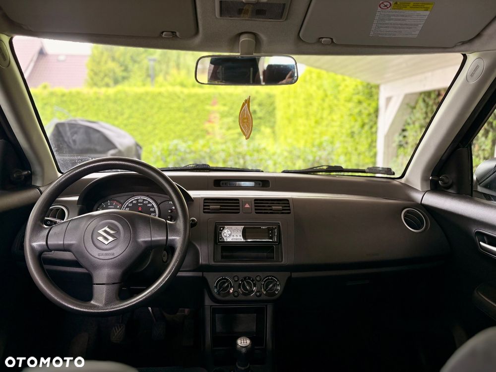Suzuki Swift - 9