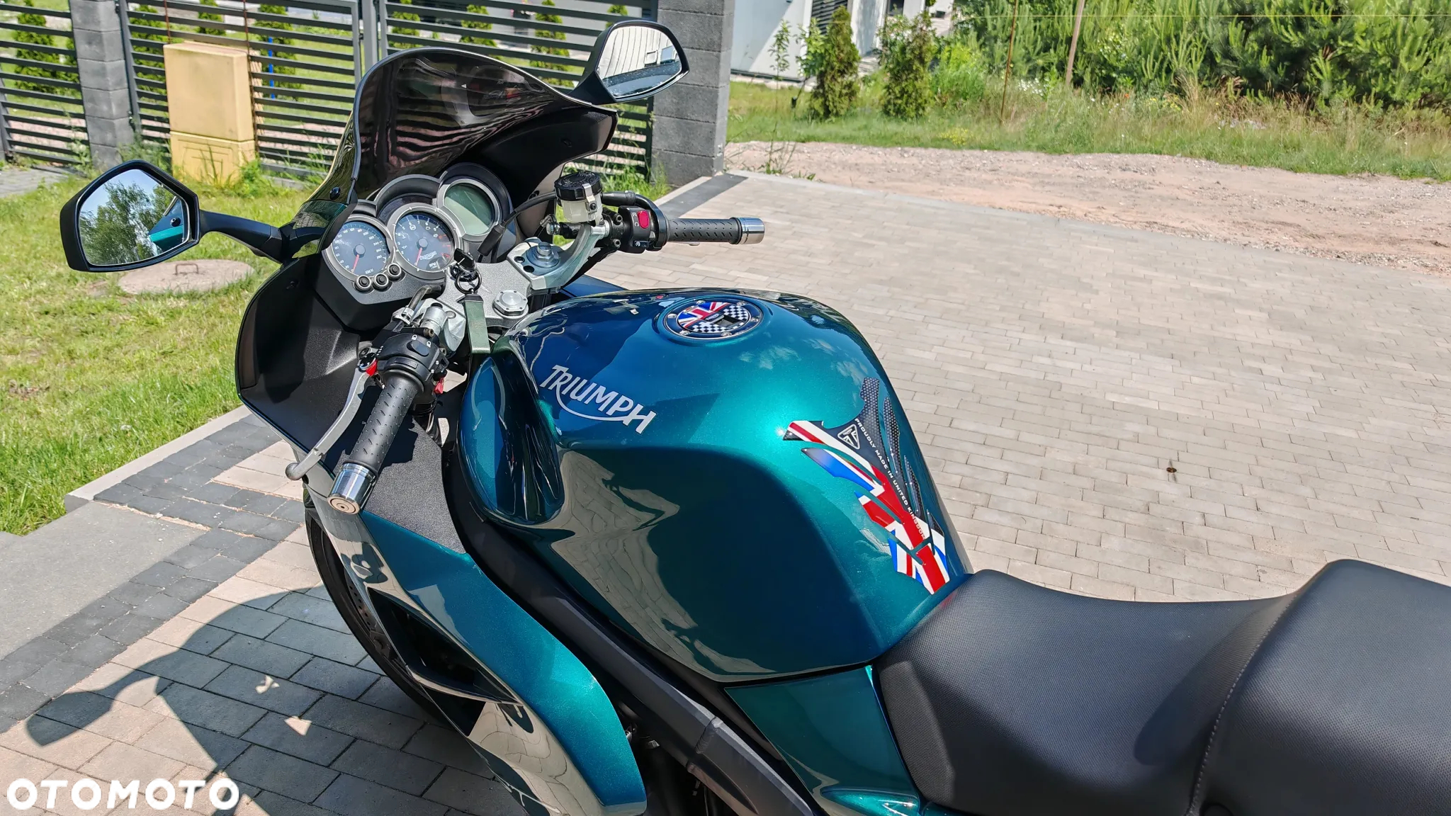 Triumph Sprint - 24