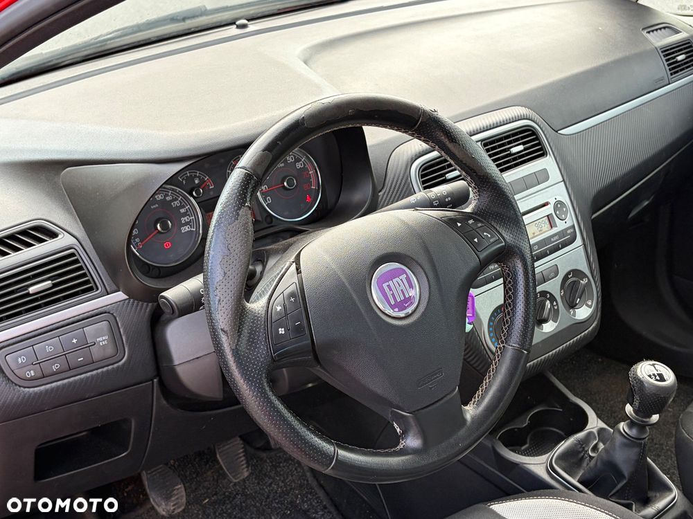 Fiat Grande Punto - 9