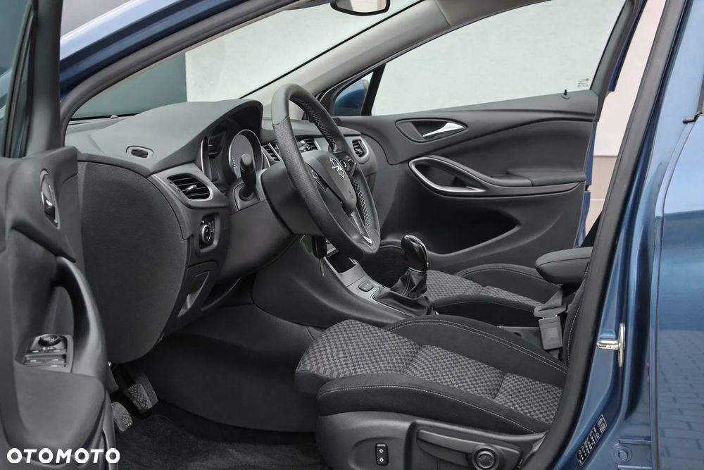 Opel Astra 1.6 CDTI DPF ecoFLEX TourerStart/Stop Exklusiv - 10