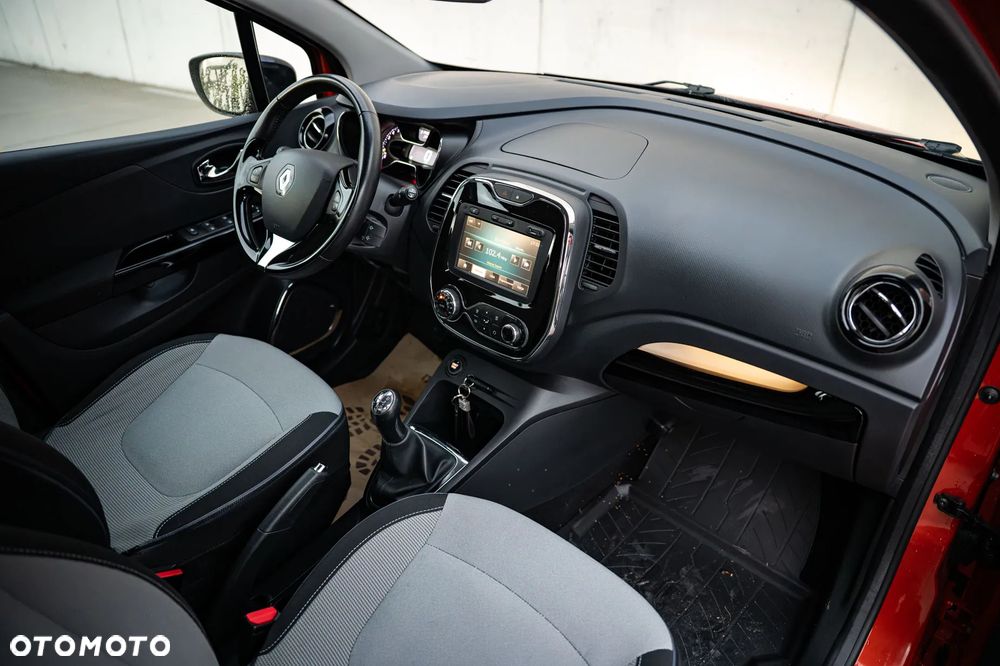Renault Captur - 23