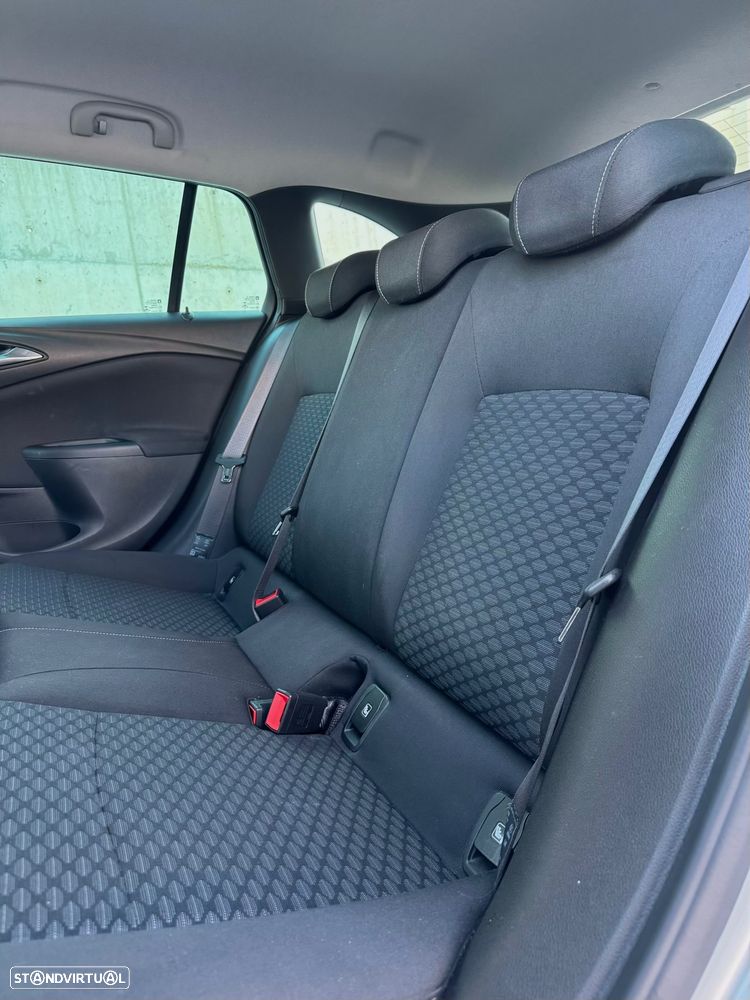 Opel Astra Sports Tourer 1.5 D Design & Tech S/S - 7