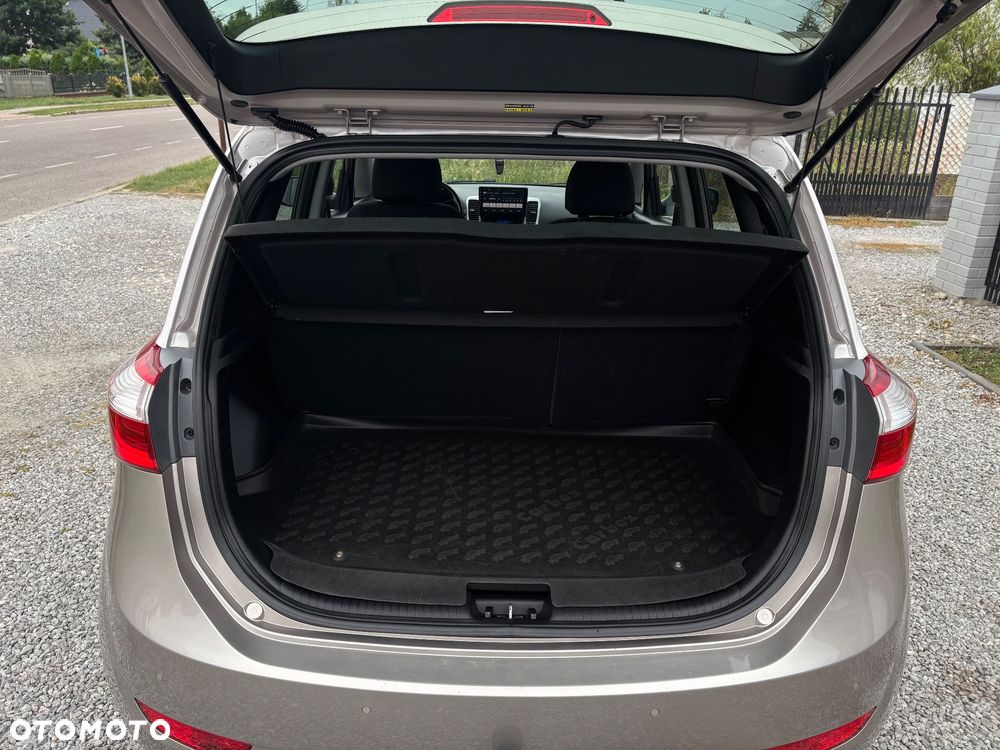Hyundai ix20 - 19