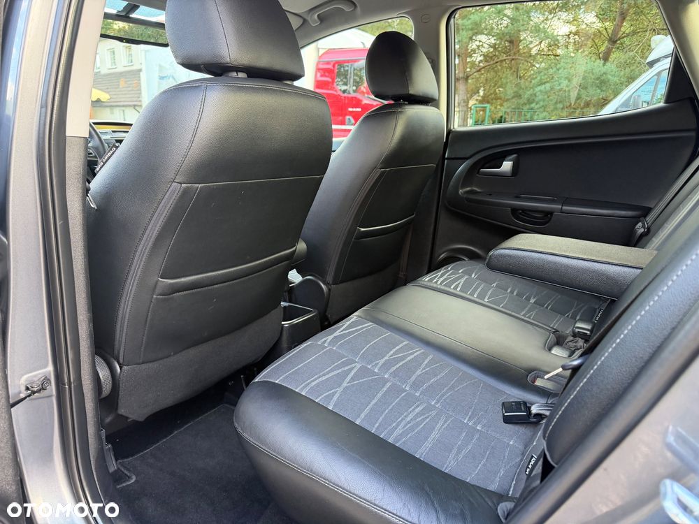 Kia Venga 1.6 CVVT ISG Spirit - 24
