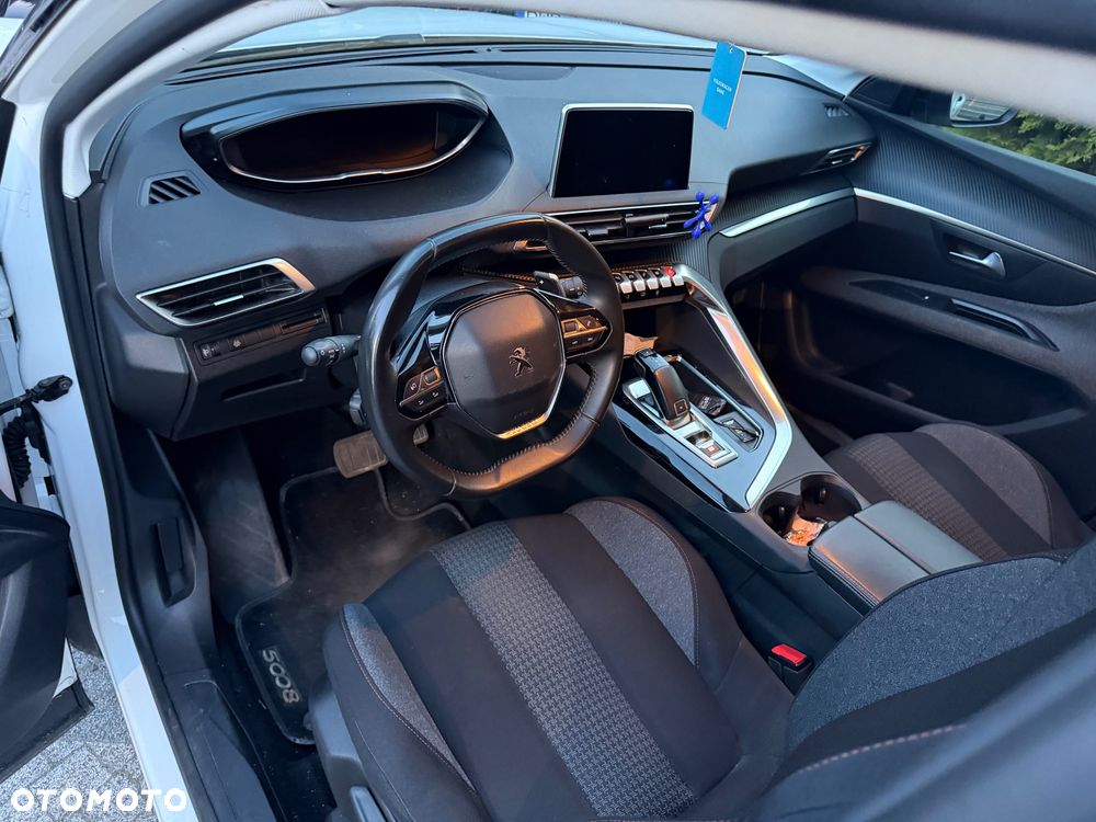Peugeot 5008 BlueHDi 130 EAT8 Active - 31