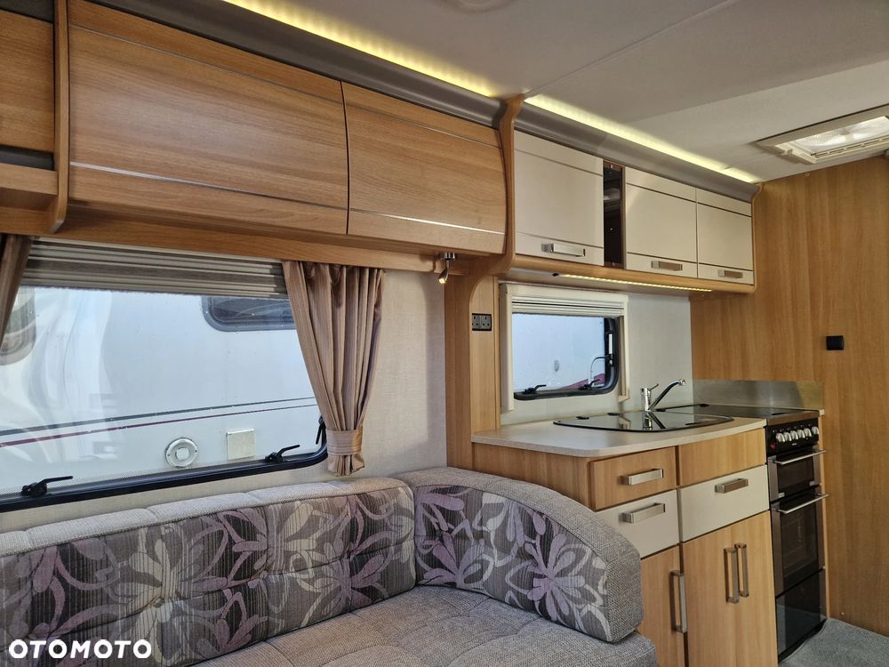 Coachman VIP - 9