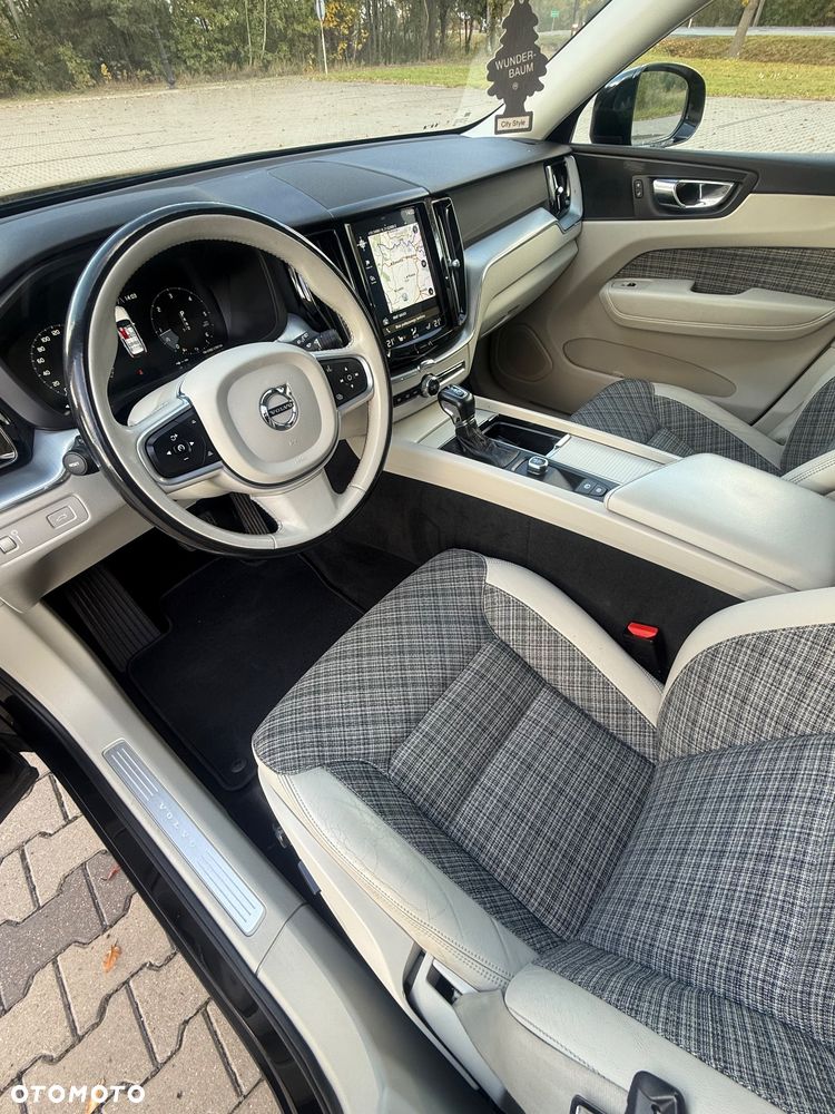 Volvo XC 60 - 17