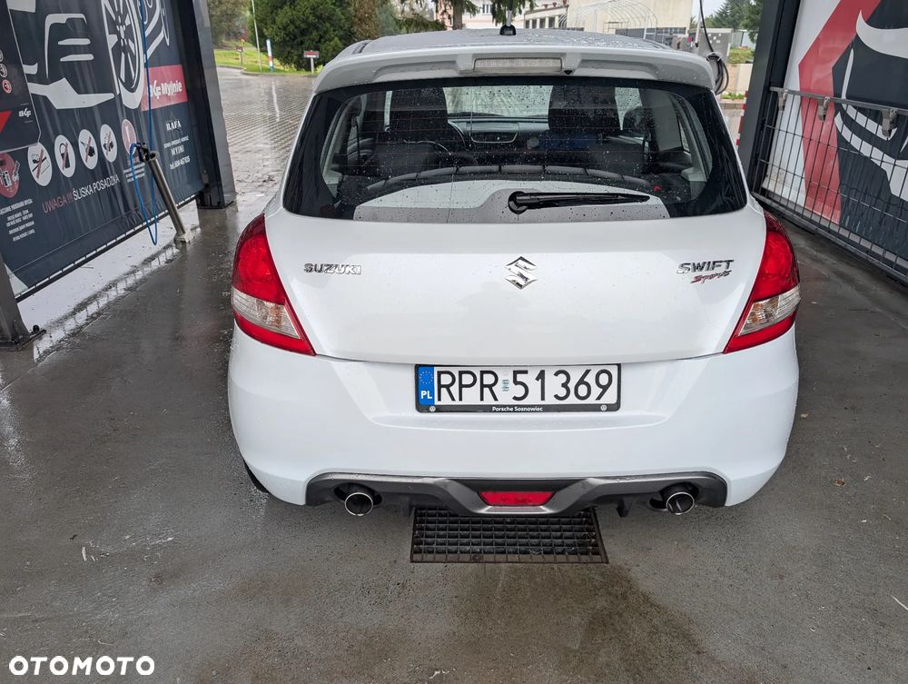 Suzuki Swift 1.6 Sport - 10