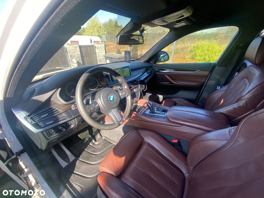 BMW X6 xDrive40d - 8
