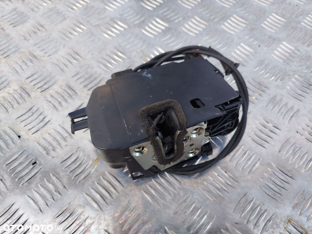 ZAMEK DRZWI LEWY SCANIA NTG - 2