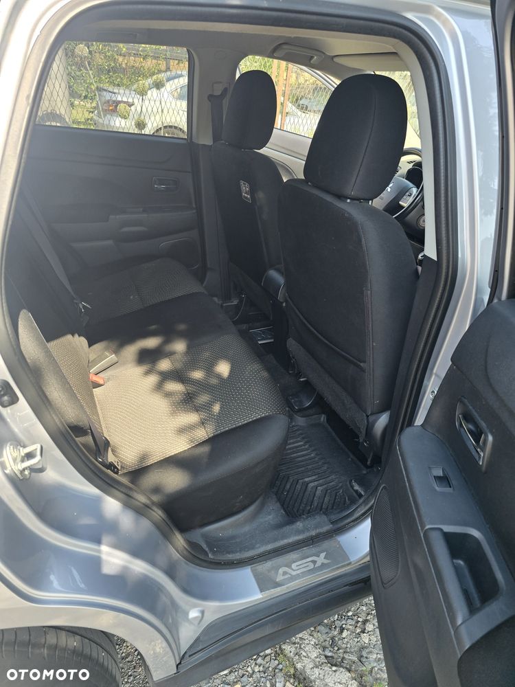 Mitsubishi ASX - 4