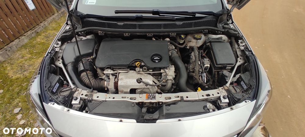 Opel Astra 1.6 CDTI Enjoy - 23