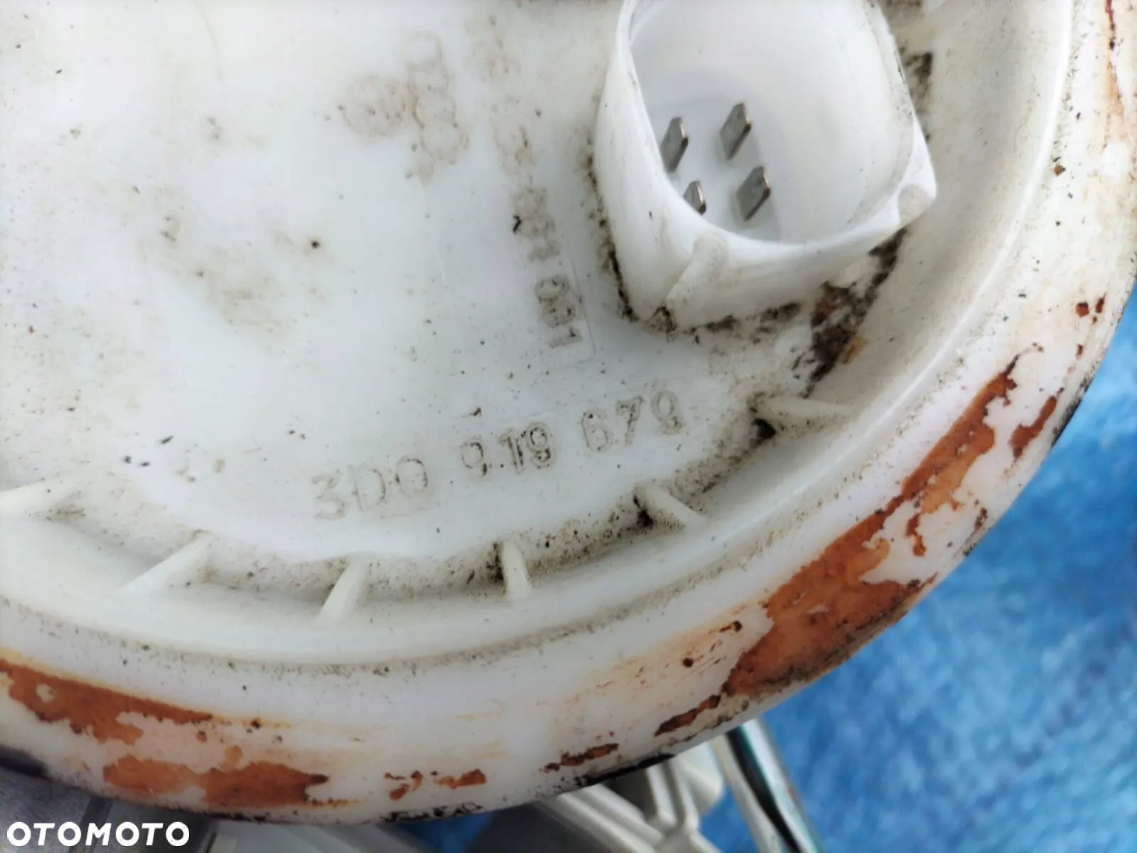 POMPA PALIWA LEWA KOMPLETNA PRZEWÓD PŁYWAK CZUJNIK 3D0919679 4E0919673 3D0919715B AUDI A8 D3 4.0 TDI - 7