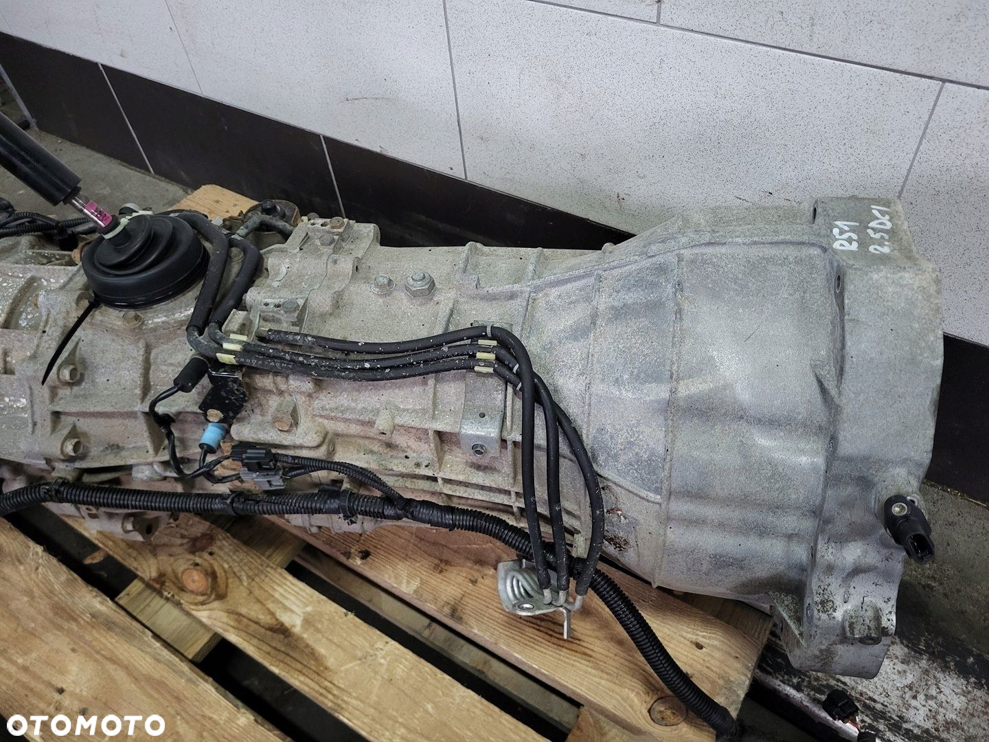 NISSAN PATHFINDER R51 2.5 DCI MANUALNA SKRZYNIA BIEGÓW MANUAL REDUKTOR - 11
