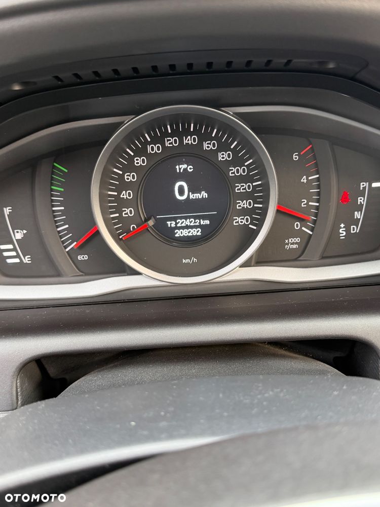 Volvo XC 60 D4 Geartronic Momentum - 13