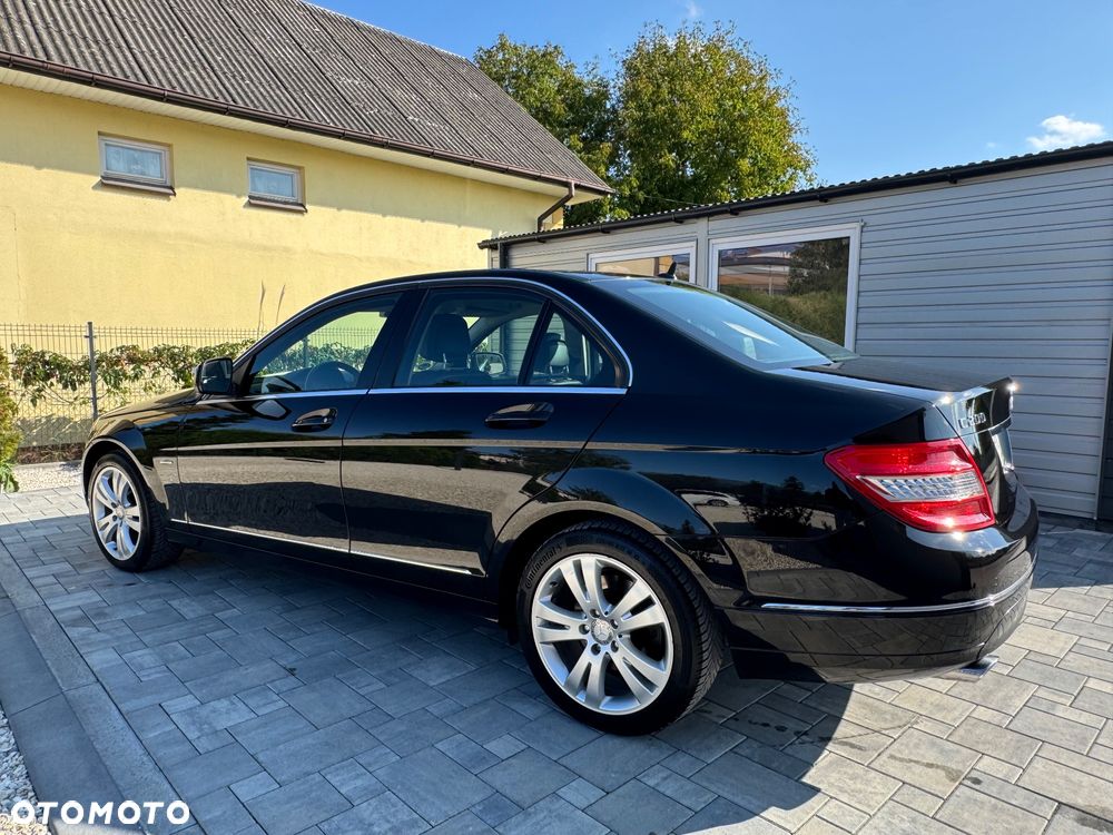 Mercedes-Benz Klasa C 200 T 7G-TRONIC Avantgarde Edition - 3