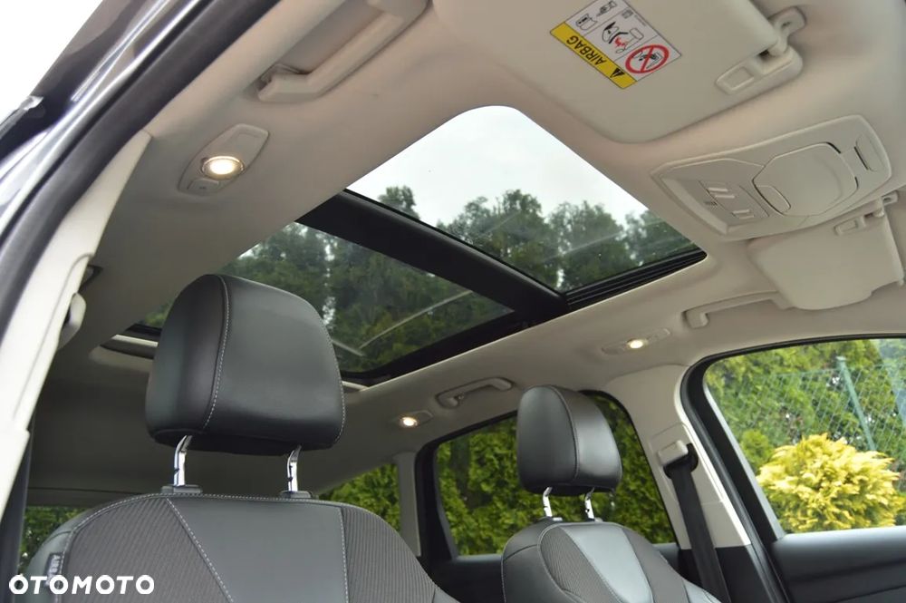 Ford Kuga ver-2-0-tdci-2x4-titanium - 16