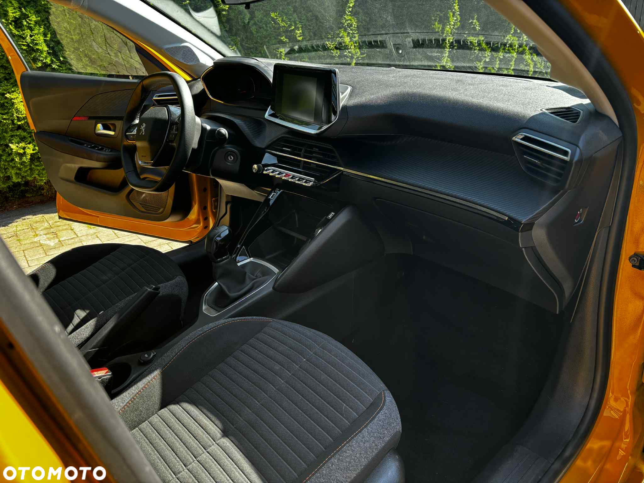 Peugeot 208 - 9