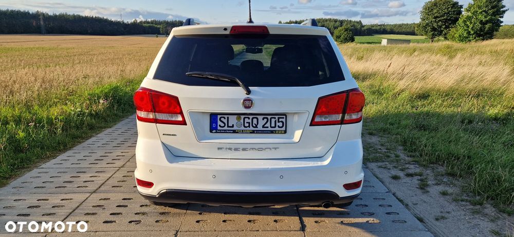 Fiat Freemont 2.0 Multijet 16V DPF Automatik Allrad Urban - 17