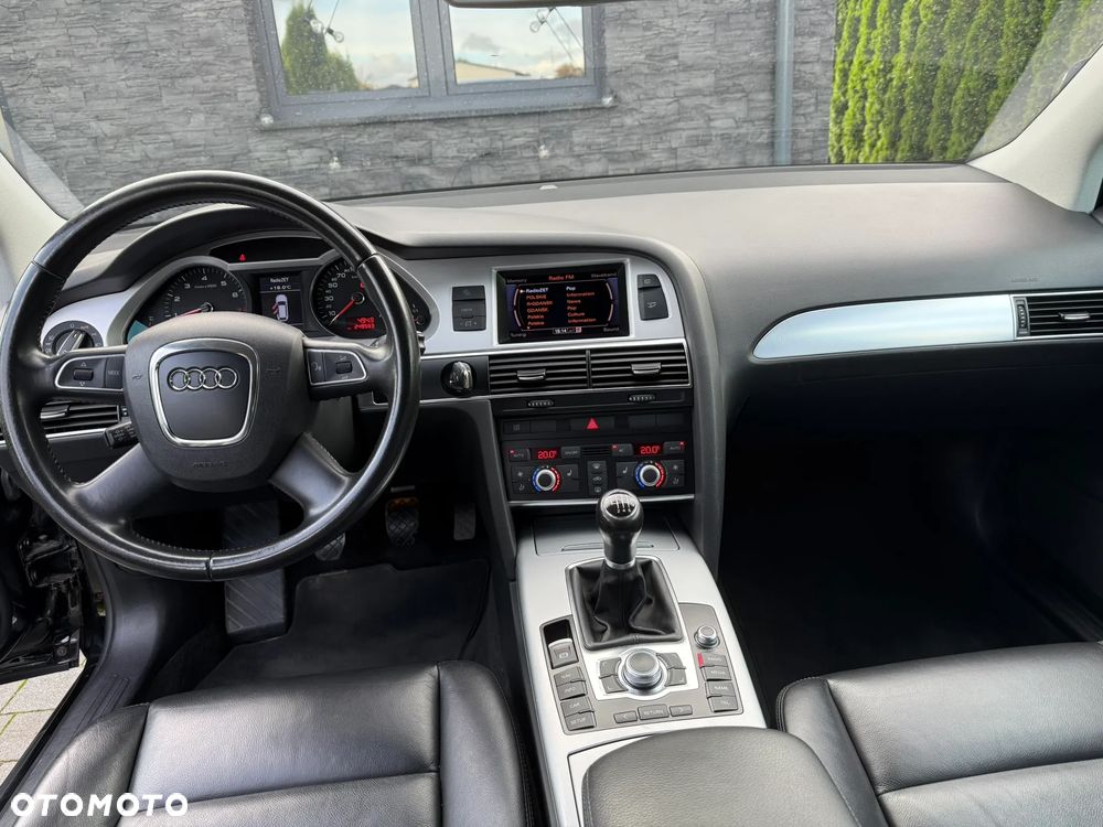 Audi A6 Avant - 16