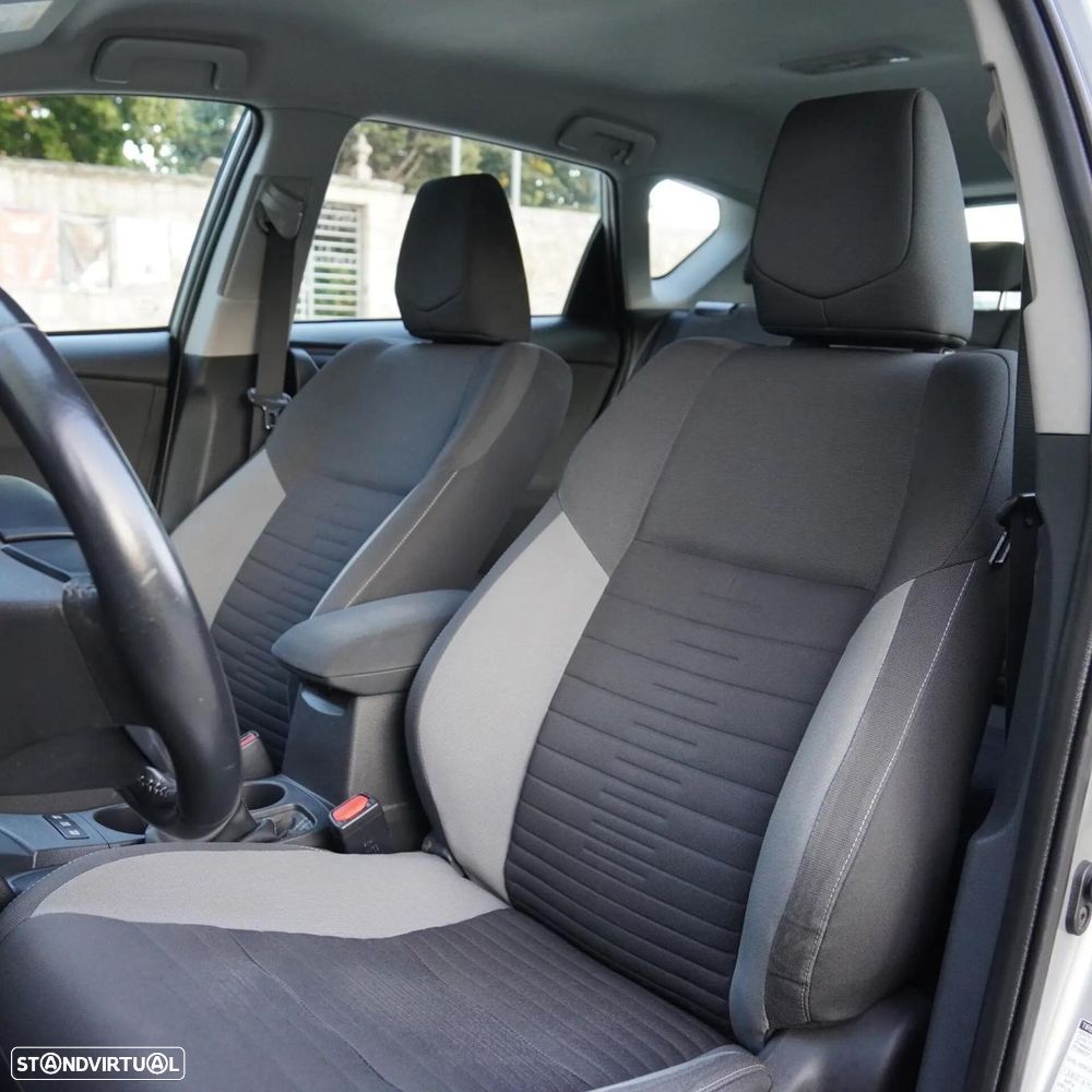 Toyota Auris 1.8 HSD Active - 14