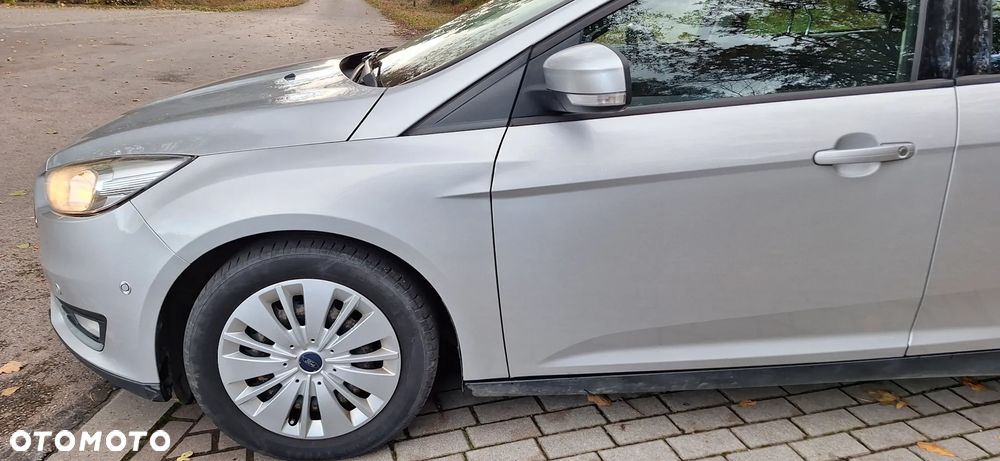 Ford Focus Turnier 1.6 TDCi DPF Start-Stopp-System Trend - 4