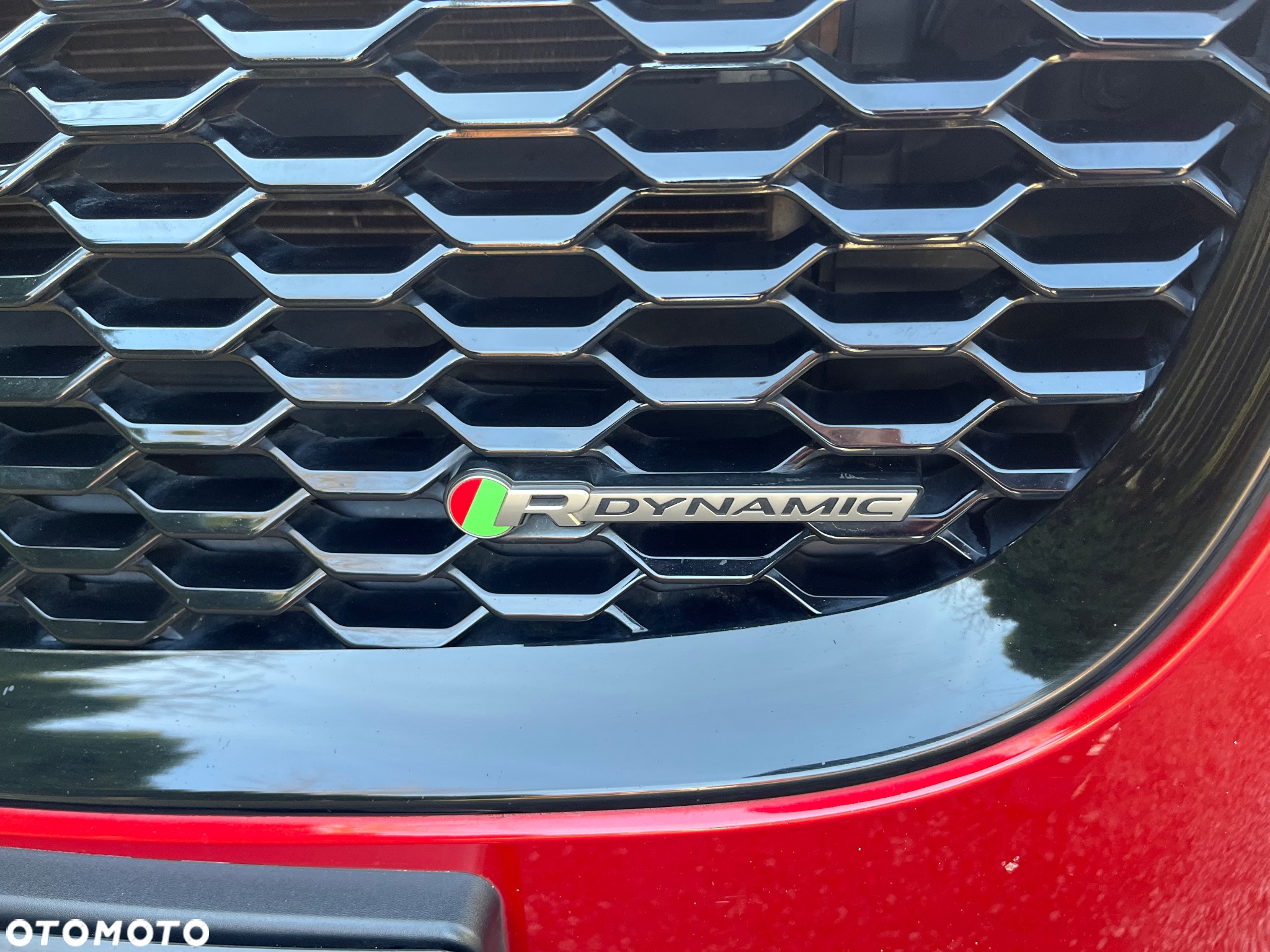Jaguar E-Pace 2.0 i4D AWD R-Dynamic - 25